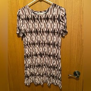 LOGO by Lori Goldstein Women’s Short Sleeved Tunic Top